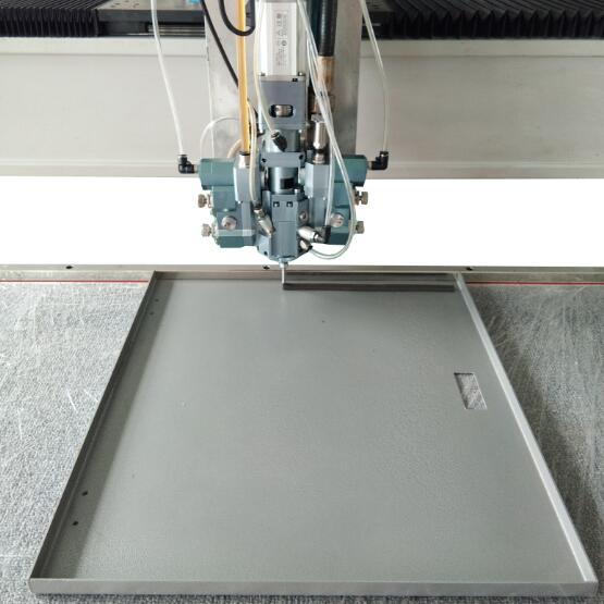 現場發(fā)泡密封涂膠機概述